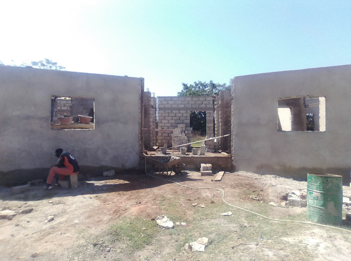 Musée du Fouladou : La construction avance à grands pas, la population décerne son satisfecit à Moussa Baldé. Musée du Fouladou : La construction avance à grands pas, la population décerne son satisfecit à Moussa Baldé.