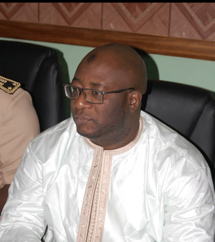 « Ces échanges politiciens entre Yakham Mbaye et le député Moustapha Cissé Lô engagent la responsabilité première du Chef de l'Etat » (Birahime Seck) « Ces échanges politiciens entre Yakham Mbaye et le député Moustapha Cissé Lô engagent la responsabilité première du Chef de l'Etat » (Birahime Seck)