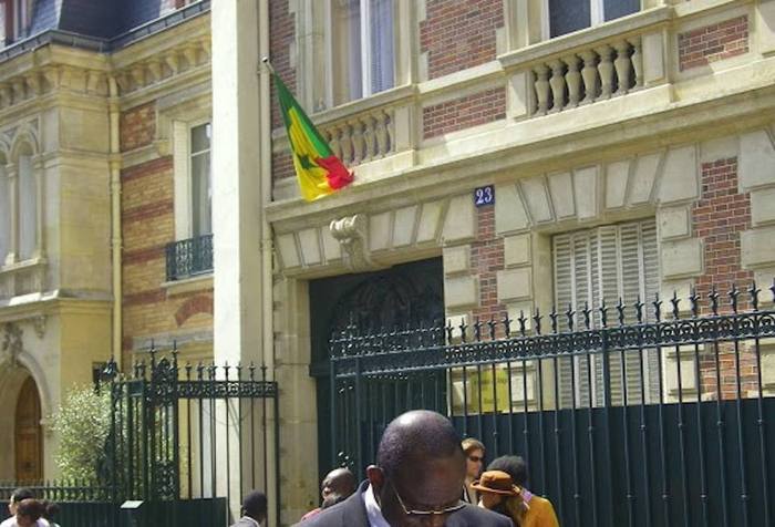 Que s'est-il passé à la résidence du Sénégal à Paris ? (Par Cheikh Yérim Seck)