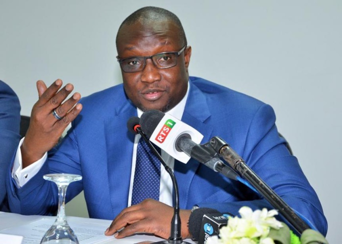 Hausse de l’électricité / Mouhamadou Makhtar Cissé, ministre du Pétrole et des Énergies : « Nous sommes obligés de nous ajuster par rapport aux fluctuations du marché international » Hausse de l’électricité / Mouhamadou Makhtar Cissé, ministre du Pétrole et des Énergies : « Nous sommes obligés de nous ajuster par rapport aux fluctuations du marché international »