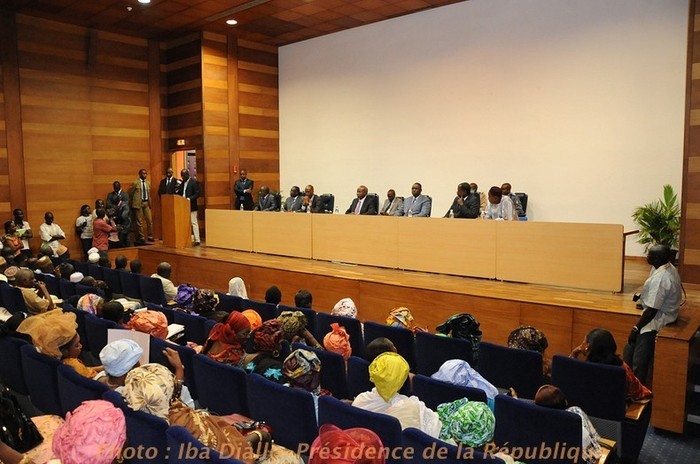 Les images de l'arrivée de Macky Sall à Abidjan (PHOTOS)