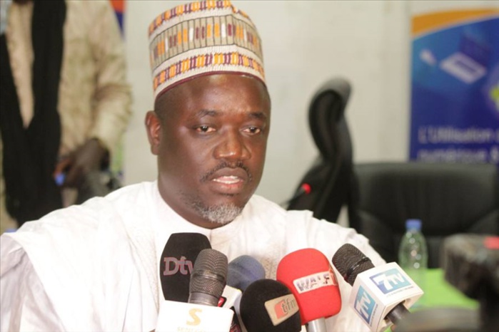 Éditorial : Le Président siffle un nouveau départ (Par Mamadou Mouth Bane) Éditorial : Le Président siffle un nouveau départ (Par Mamadou Mouth Bane)