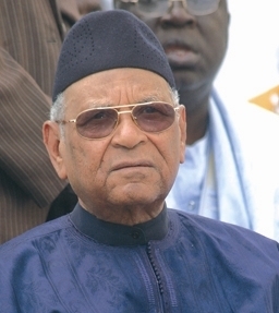 Amadou Mahtar Mbow invite à repenser l’ordre économique mondial
