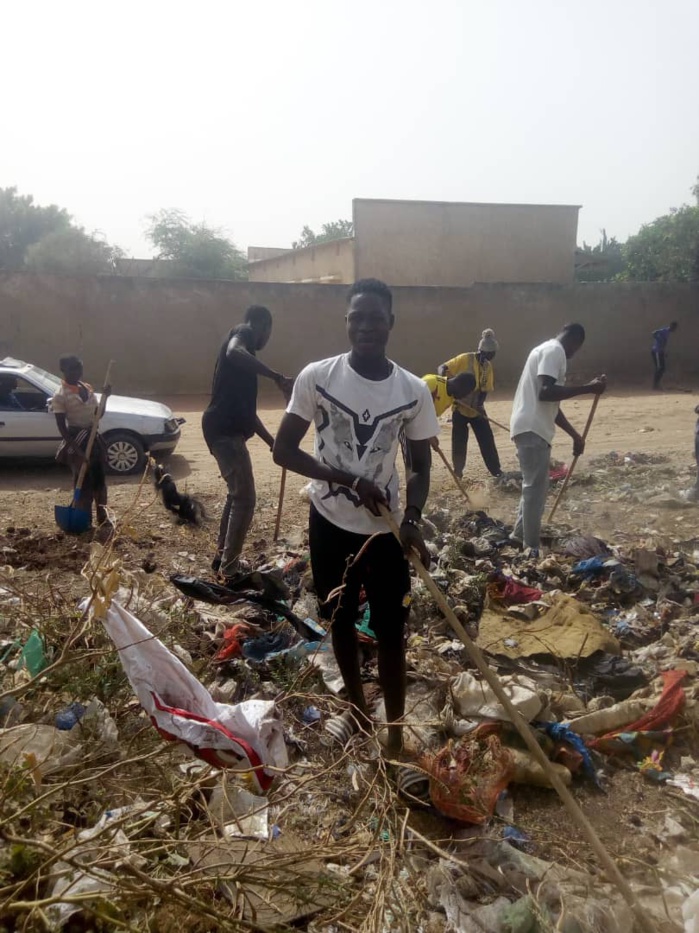 MBOUR : Indifférence totale des autorités à l'appel de Macky Sall pour le « Cleaning Day » MBOUR : Indifférence totale des autorités à l'appel de Macky Sall pour le « Cleaning Day »