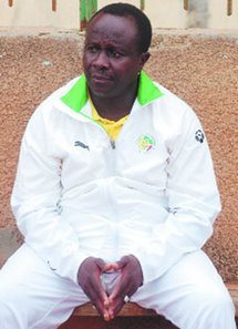 Qui a été nommé adjoint de Pierre Lechantre ?