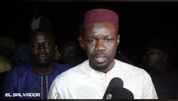 Saint-Louis : Sa conférence de presse interrompue par la police, Ousmane Sonko sort de ses gonds. Saint-Louis : Sa conférence de presse interrompue par la police, Ousmane Sonko sort de ses gonds.