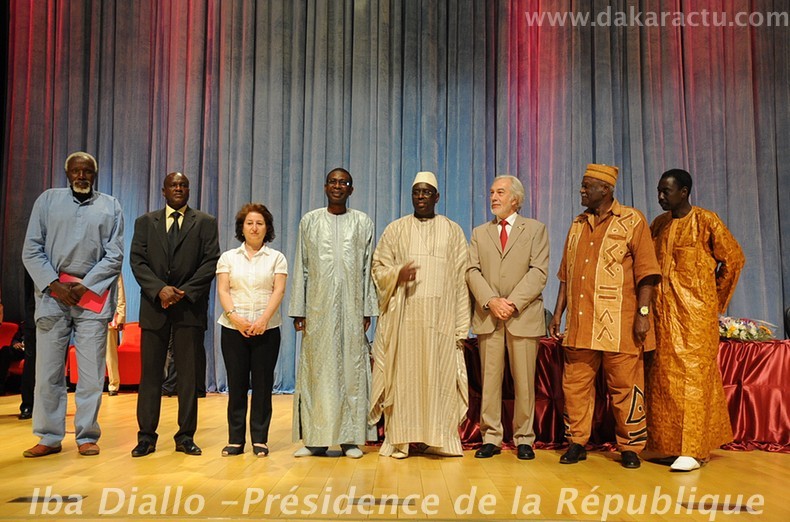 Les images de Macky Sall et Youssou Ndour à l'ouverture du dak'art 2012 au Grand théatre