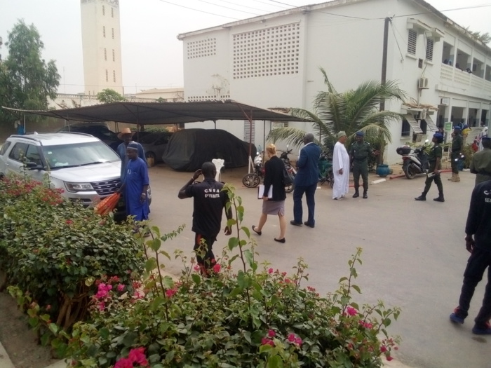 Meurtre du jeune américain : Une délégation de l'ambassade des États-Unis au Sénégal et le Procureur de la république, à l'hôpital régional de Kaolack (Images)
