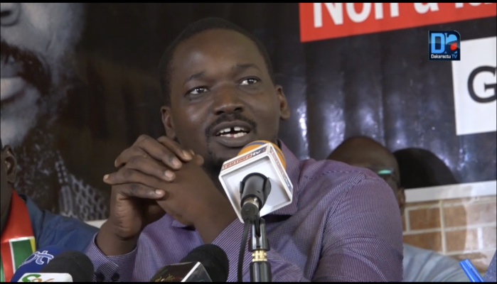 Aliou Sané (Coordinateur de Nõõ Lank) : "Si toutefois le président Macky Sall tente de se présenter à un troisième mandat, on ira le déloger du palais" Aliou Sané (Coordinateur de Nõõ Lank) : "Si toutefois le président Macky Sall tente de se présenter à un troisième mandat, on ira le déloger du palais"