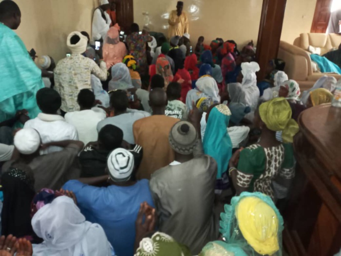 Ziarra Boghal 2020 : Le domicile du Khalife Thierno Abdourahmane Barry pris d'assaut pas les fidèles disciples.