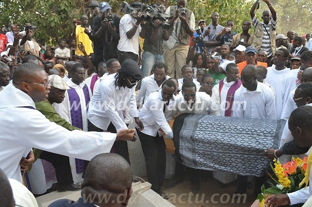Photos - Jules François Bocandé : Revivez ses obsèques à ziguinchor en images