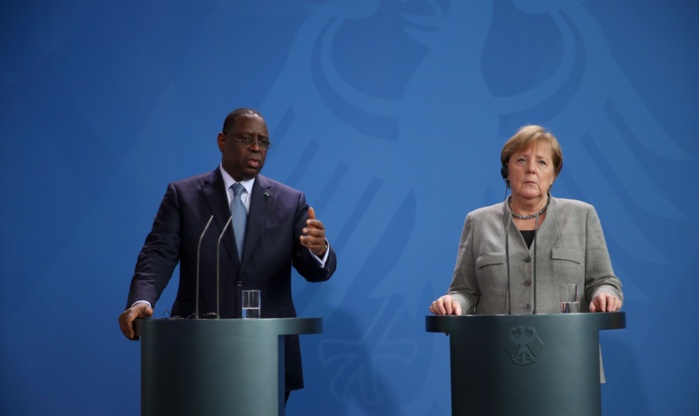 (IMAGES) AUDIENCE / Le Président Sall et la chancelière Allemande ont passé en revue la coopération Sénégalo-Allemande. (IMAGES) AUDIENCE / Le Président Sall et la chancelière Allemande ont passé en revue la coopération Sénégalo-Allemande.