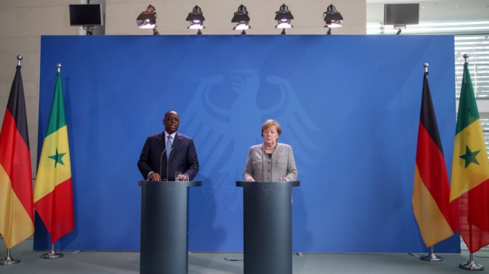 (IMAGES) AUDIENCE / Le Président Sall et la chancelière Allemande ont passé en revue la coopération Sénégalo-Allemande.