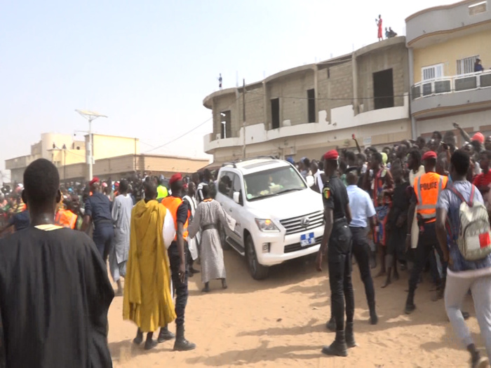 Touba Kaolack : Un accueil chaleureux au khalife général des mourides (Images). Touba Kaolack : Un accueil chaleureux au khalife général des mourides (Images).