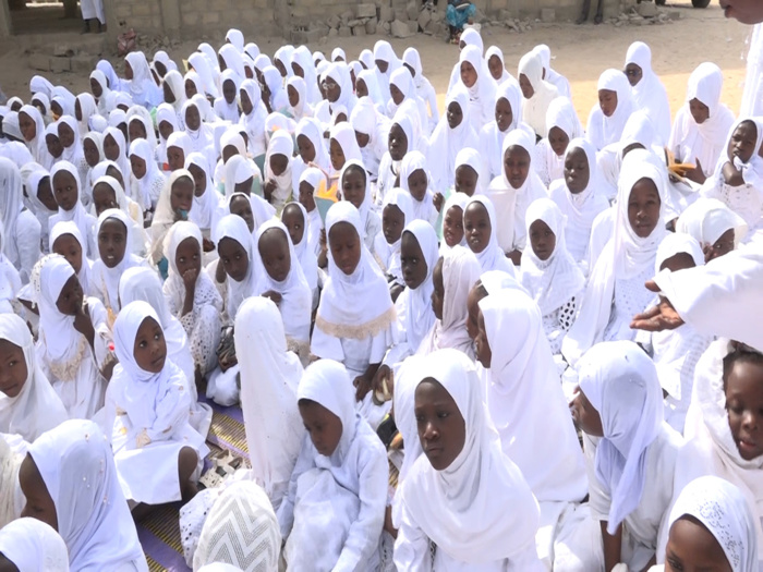 Touba Kaolack : Un accueil chaleureux au khalife général des mourides (Images). Touba Kaolack : Un accueil chaleureux au khalife général des mourides (Images).