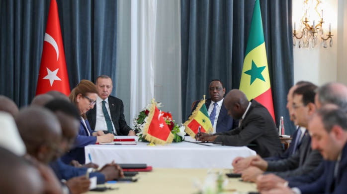 (Images) SÉNÉGAL- TURQUIE / Sept accords de coopération signés... Volonté matérialisée d'avoir des échanges commerciaux plus intenses. (Images) SÉNÉGAL- TURQUIE / Sept accords de coopération signés... Volonté matérialisée d'avoir des échanges commerciaux plus intenses.