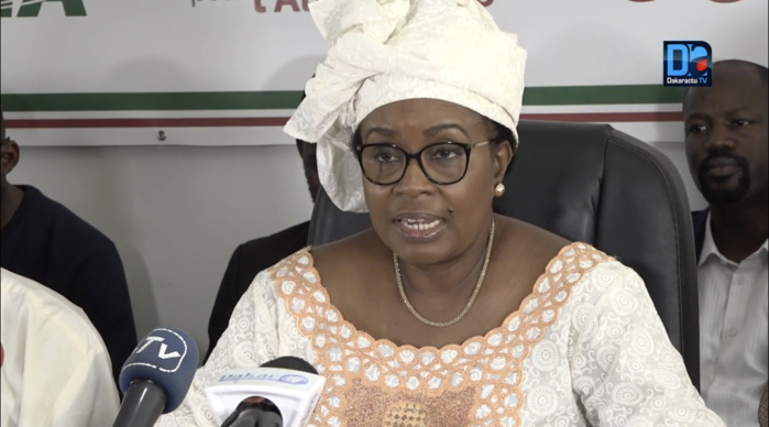 Conditions de détention du leader de Frapp, la coalition JOTNA menace : « Macky Sall sera responsable de toute atteinte à l'intégrité physique ou à la vie de Guy Marius Sagna »