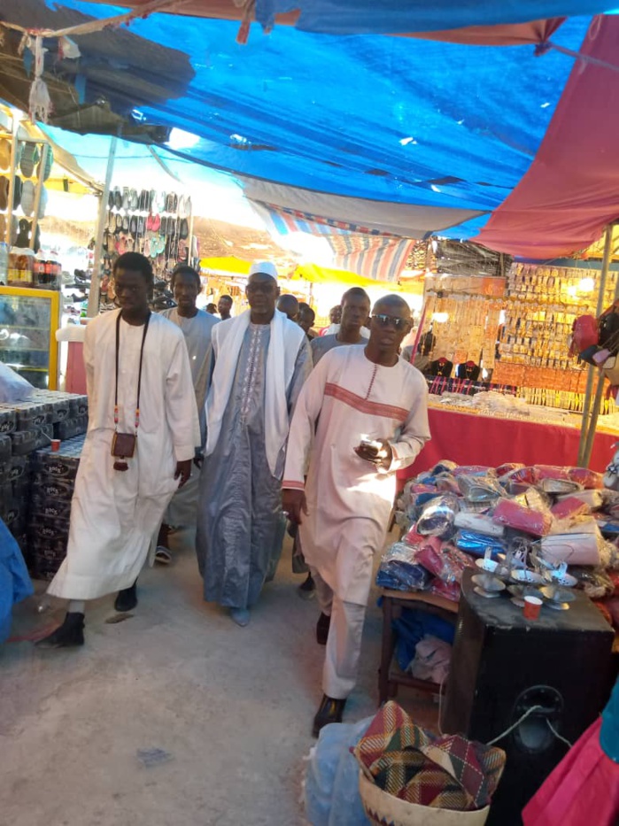 Kaolack : Le fils aîné du Khalife général des mourides à la Fika (Images) Kaolack : Le fils aîné du Khalife général des mourides à la Fika (Images)