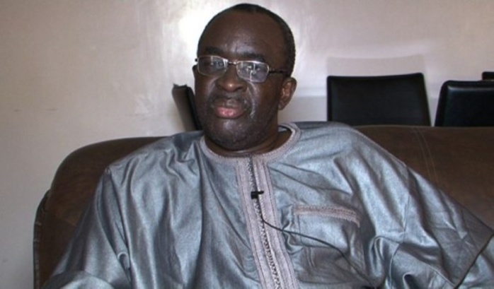 MOUSTAPHA CISSE LO, UN POISON ERRANT.... (Par Melle Oumou NDIAYE, AFP ) MOUSTAPHA CISSE LO, UN POISON ERRANT.... (Par Melle Oumou NDIAYE, AFP )