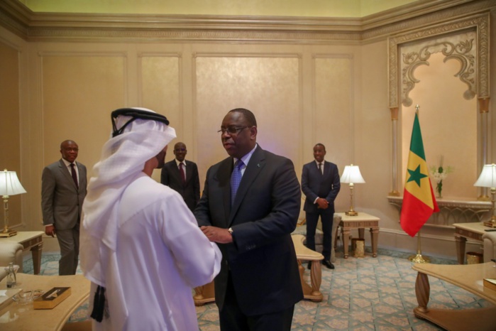 ABU DHABI / L'Émir reçoit le Président Sall et amorce une nouvelle ère de coopération avec Dakar. ABU DHABI / L'Émir reçoit le Président Sall et amorce une nouvelle ère de coopération avec Dakar.