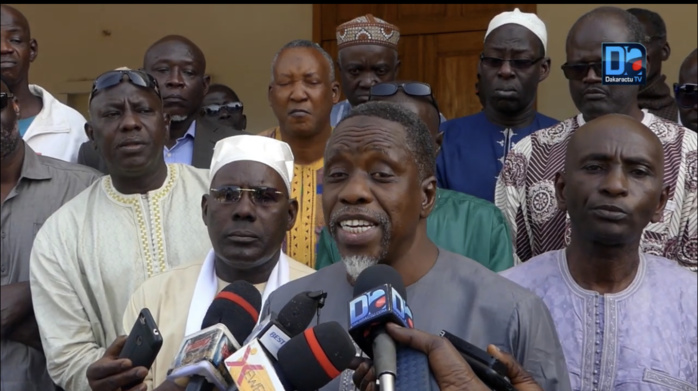 Thiès : Les retraités de DBF réclament leurs pécules et tentent d'arrêter le trafic ferroviaire. Thiès : Les retraités de DBF réclament leurs pécules et tentent d'arrêter le trafic ferroviaire.