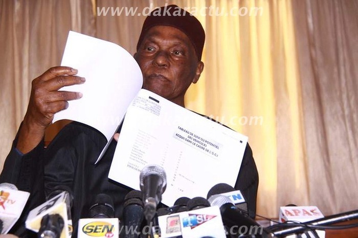 Revivez en images et en son la conférence de presse d'Abdoulaye Wade 