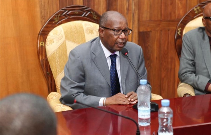 Audition au Sénat français : L'ambassadeur du Mali s'en prend à la Légion étrangère de l'armée française. Audition au Sénat français : L'ambassadeur du Mali s'en prend à la Légion étrangère de l'armée française.