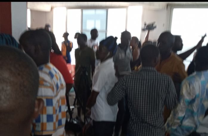 Dernière minute / Parcelles Assainies : Affrontements entre proches du ministre Amadou Ba et des membres de la Cojer.