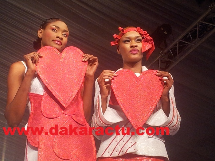 Julliette Tomé, l'épouse de l’international sénégalais Pape Waigo Ndiaye en compagnie de Ndeye Ndack