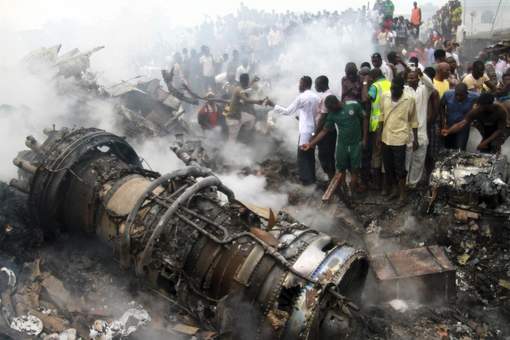 Crash au Nigeria: les 153 occupants de l'avion présumés morts, 3 jours de deuil  