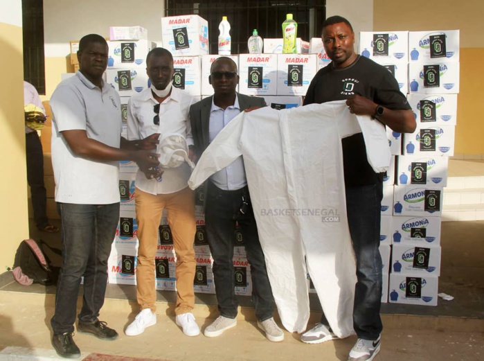 Coronavirus au Sénégal : La fondation Gorgui Dieng offre des kits de protection du personnel médical