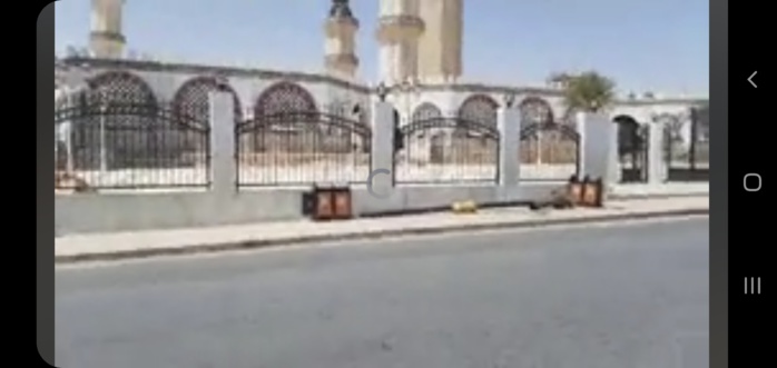 (COVID19) Situation exceptionnelle à Touba/ La grande mosquée vide comme jamais... Ndigël du Khalife respecté ! (COVID19) Situation exceptionnelle à Touba/ La grande mosquée vide comme jamais... Ndigël du Khalife respecté !