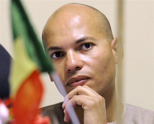 Le Plateforme des jeunes de la Génération du concret tourne le dos à Karim Wade et se range derrière Macky Sall