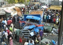 Dernière minute: Un camion fou fait 3 morts à Mbeubeuss