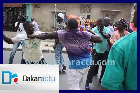 Voici les images de la bagarre qui a éclaté entre les militants libéraux et ceux de Bokk Gis Gis.