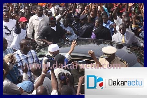 L'arrivée de Me Abdoulaye Wade au centre Fadilou Mbacké, au Point E (PHOTOS)