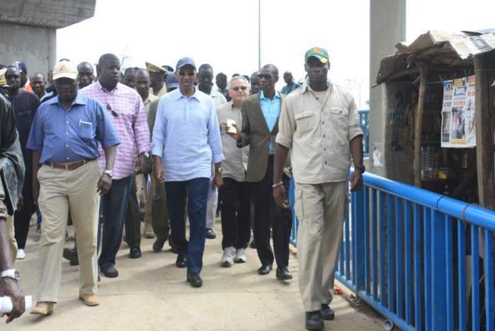Les images de la visite d'Abdoul Mbaye en banlieue