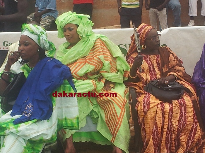 Kiné Lam a fait son ''sargal'' pour honorer le drapeau Mansour Mbaye.