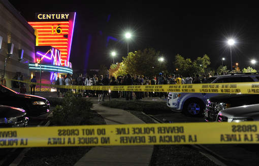 Fusillade à l'avant-première de "Batman": 14 morts (VIDEO)