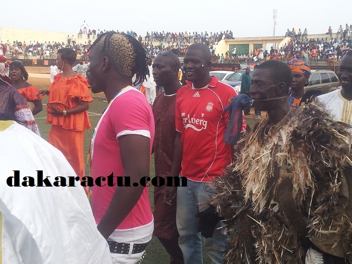 Pape Ndiaye Thiopet de plus en plus bizarre avec son nouveau look