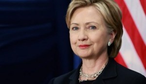 Hillary Clinton à Dakar pour effacer… Sarkozy