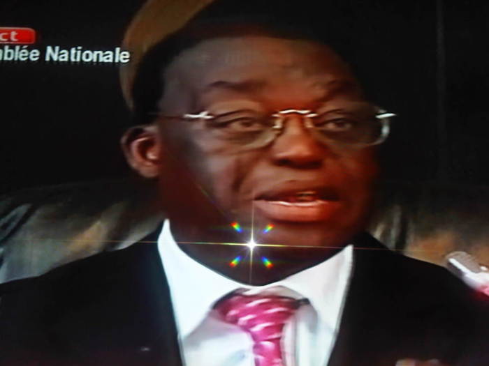 Dernière minute: Elu président de l'Assemblée nationale, Moustapha Niass fond en larmes