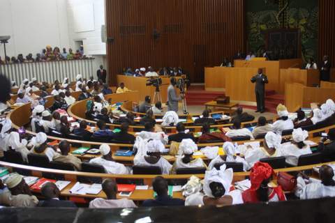 Moustapha Niasse aux anges acclamé par le public