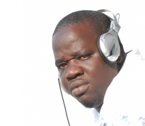 L'animateur de Walf fm Mamadou Ndoye Bane menacé de mort en direct (AUDIO)