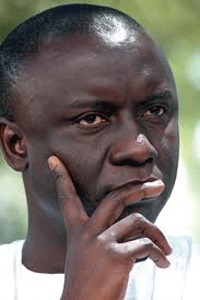 Que prépare Idy à Touba ?