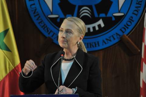 Revue de presse: "Hillary Clinton encense 'Y en a marre' et tacle (l’ancien président) Wade sans le citer’’
