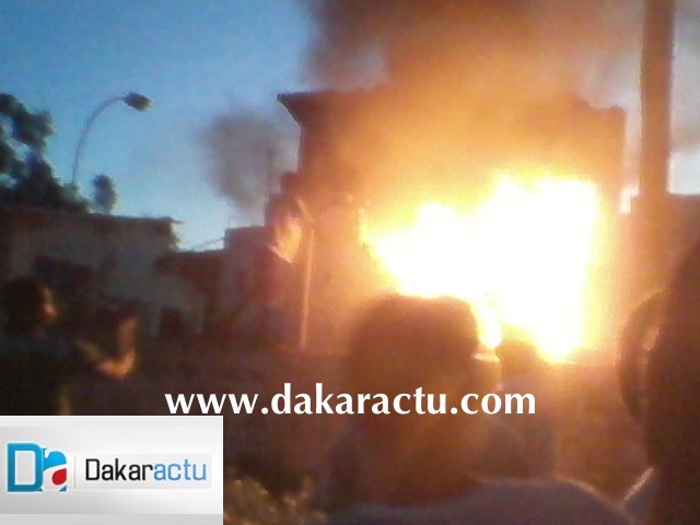 Les images de l'incendie de la centrale de Ngor Village