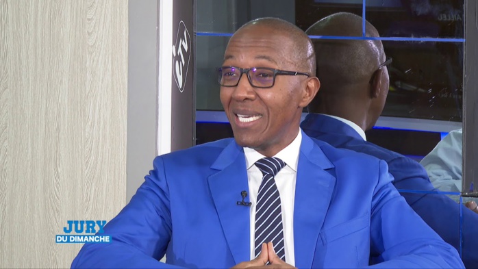 Nouvelles mesures prises : Abdoul Mbaye contre-attaque « Macky Sall a choisi de faire démissionner l’Etat... »