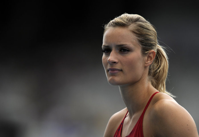 La Norvégienne Christina Vukicevic fait du 100 m haies.