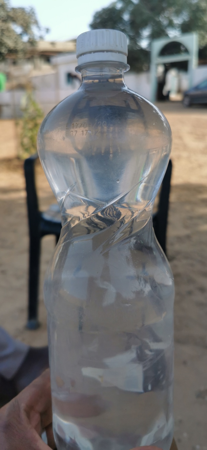 Ngaparou pique une colère noire contre l'invité de Pape Cheikh Diallo dans Quartier Général. Ngaparou pique une colère noire contre l'invité de Pape Cheikh Diallo dans Quartier Général.